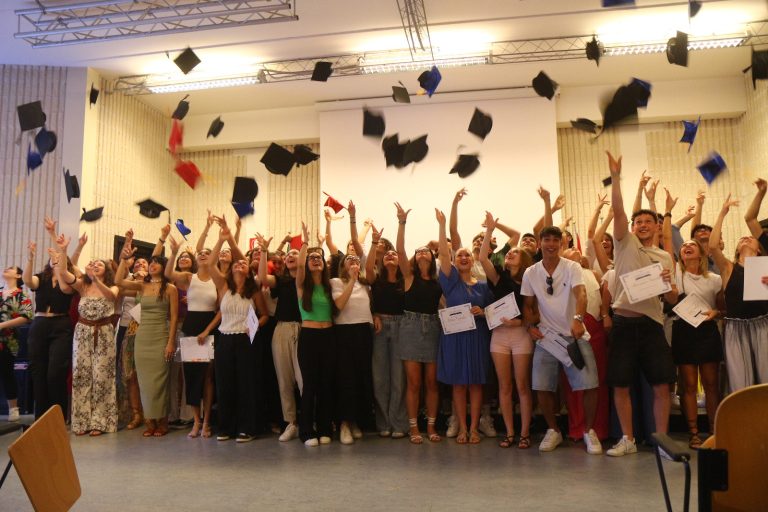 82d100cb 4bda 45f8 8cd1 2f710164c300