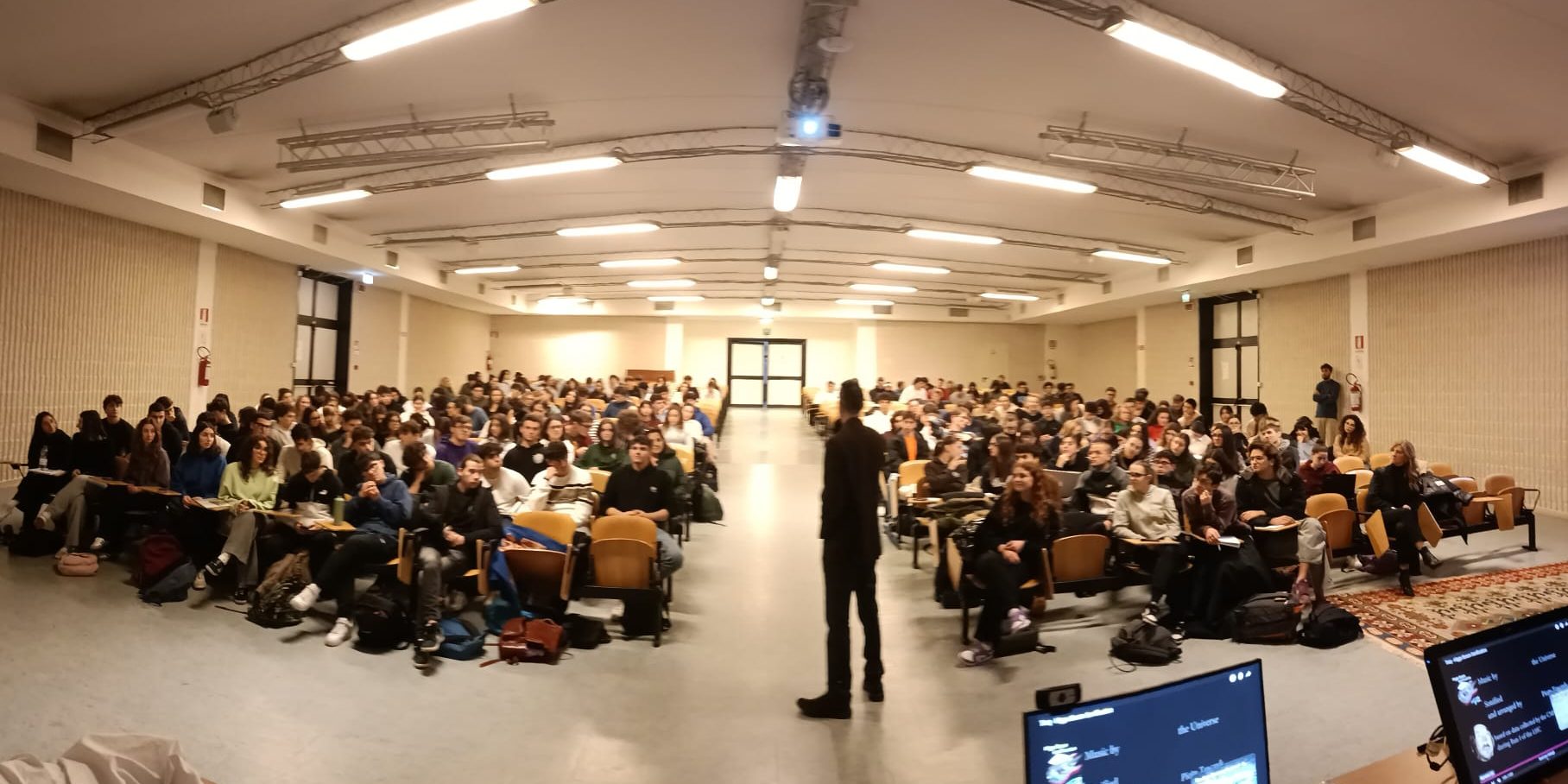 WhatsApp Image 2025 03 05 at 21.15.28