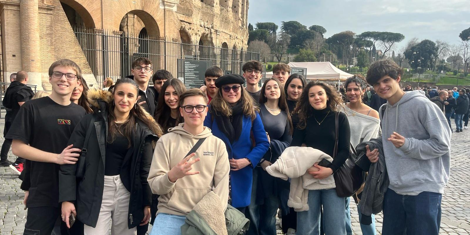 WhatsApp Image 2025 03 10 at 19.52.39 1